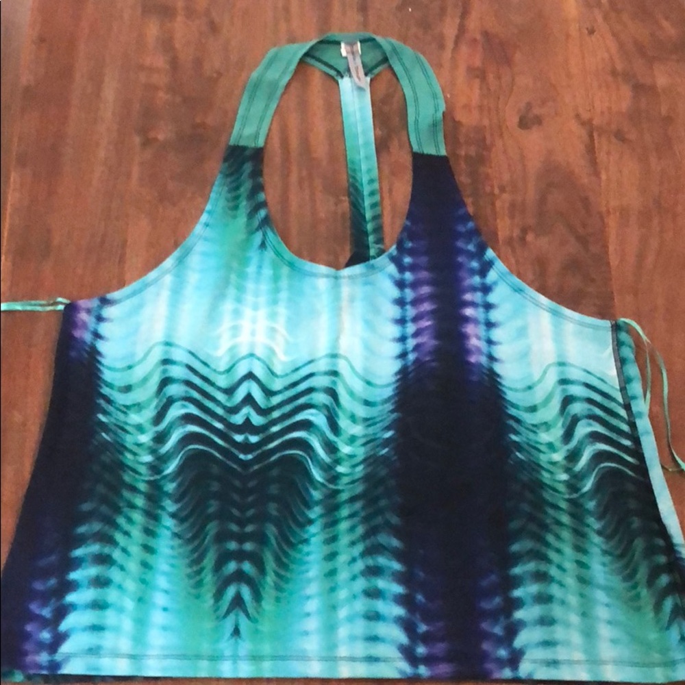 Threads 4 Thought Loose Fitting Workout Top L